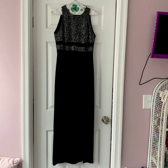 Blacktie Oleg Cassini Dresses | Black Dress With Beads By Black Tie Oleg Cassini Dress | Color: Black | Size: 2 | Kelly1358's Closet